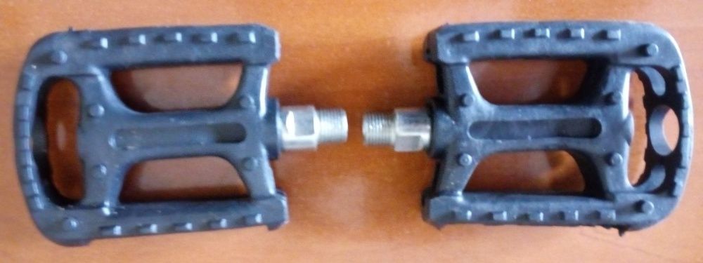 Pedais de plataforma - par