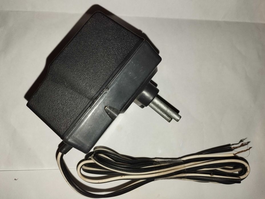 Трансформаторный блок питания 220 / 14 в