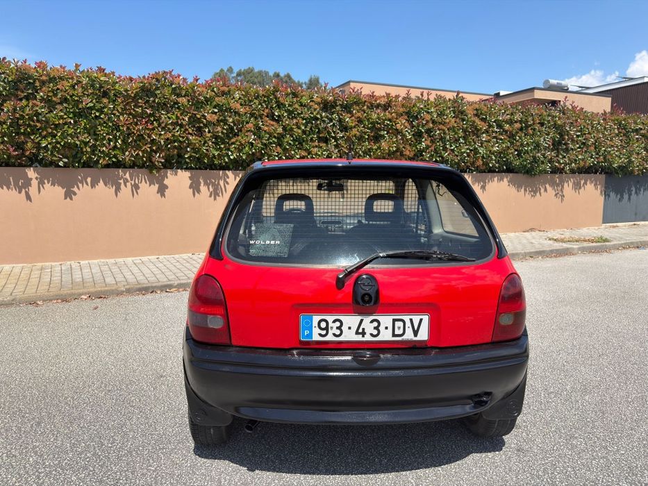 Opel Corsa B 1.5D - Comercial