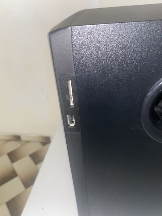 Logitech Z607 5.1  surround sound  Bluetooth