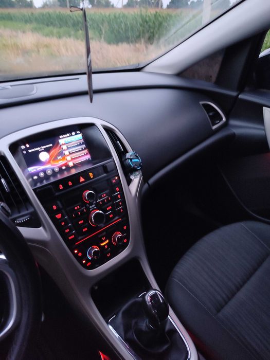 Opel Astra J 1.7 CDTI (125 лошадей)