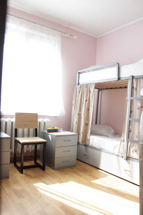 Комфортабельний хостел! Троєщина (не виключають світло,завжди тепло).