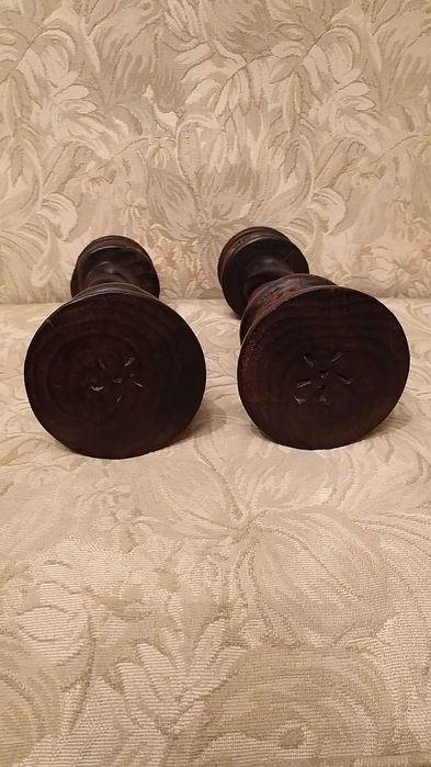 candelabros castiçais em madeira