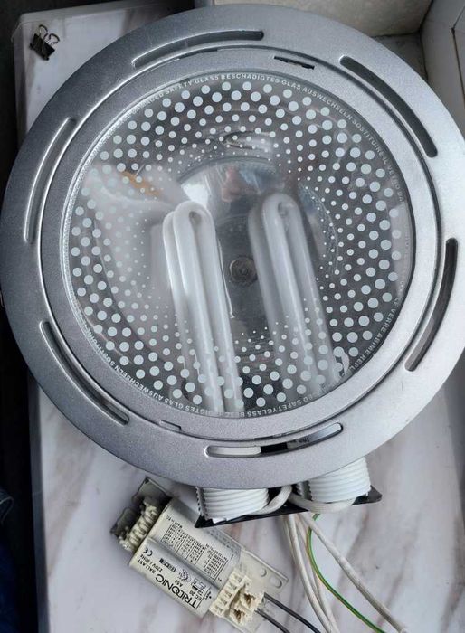 Светильник встраиваемый,круглый,металлический