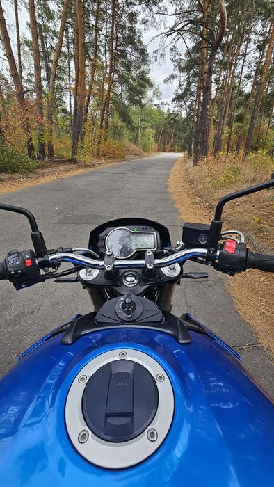 Продам Suzuki GSR-750S