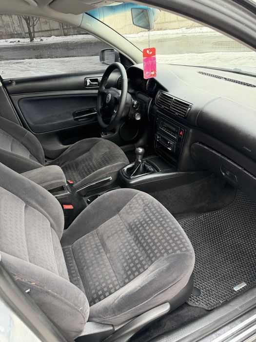 авто фольцваген пасат б5+ 1.6 бензин 2003р