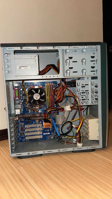 DualCore AMD Athlon 64 X2, 2700 MHz