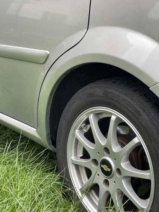 Chevrolet Nubira 2010 в чудовому стані