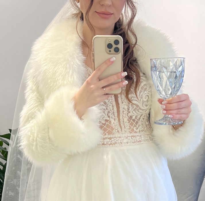 Весільна шубка