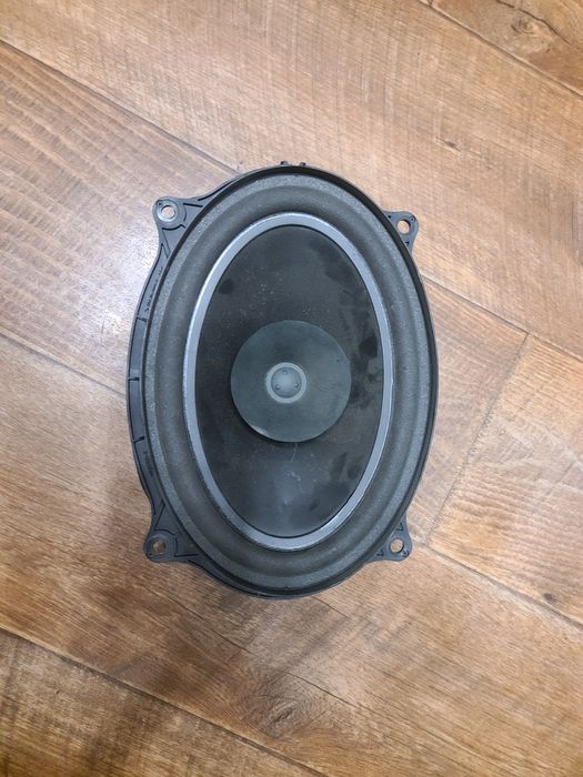 Оригінальна права передня колонка Nissan Rogue T33 2023