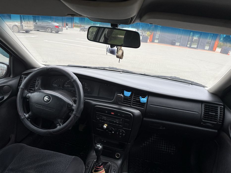 Продам Опель вектра б 2000р
