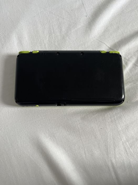 Vendo new nintendo 2ds xl desbloqueada