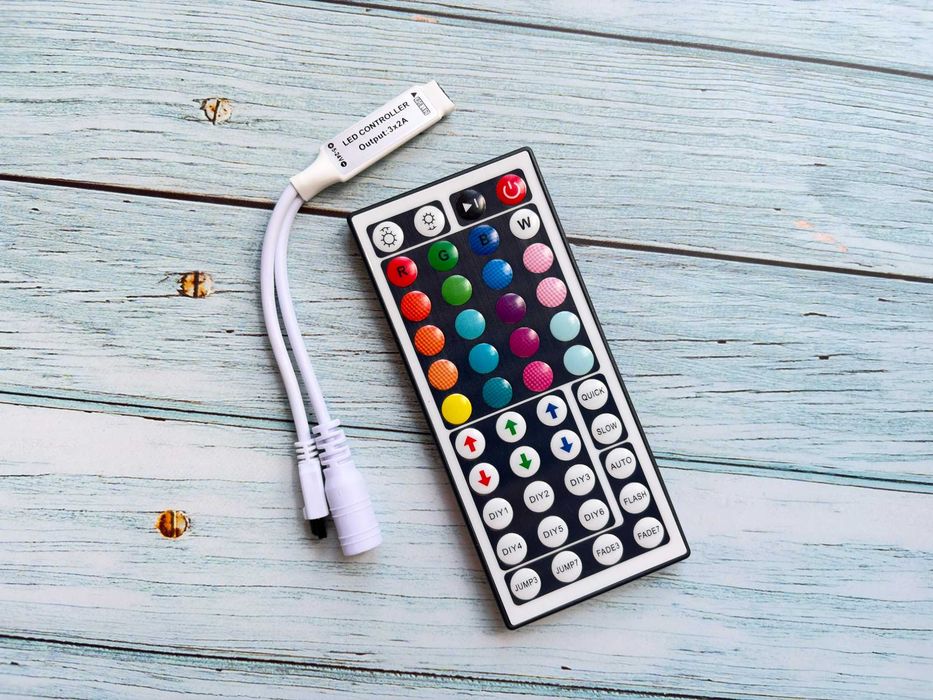 WiFi / IR / Bluetooth контролер / димер для світлодіодний стрічок SMD 5050 (5v12v24v) / Контроллер (диммер) для светодиодных лент SMD 5050 (5в/12в24в)