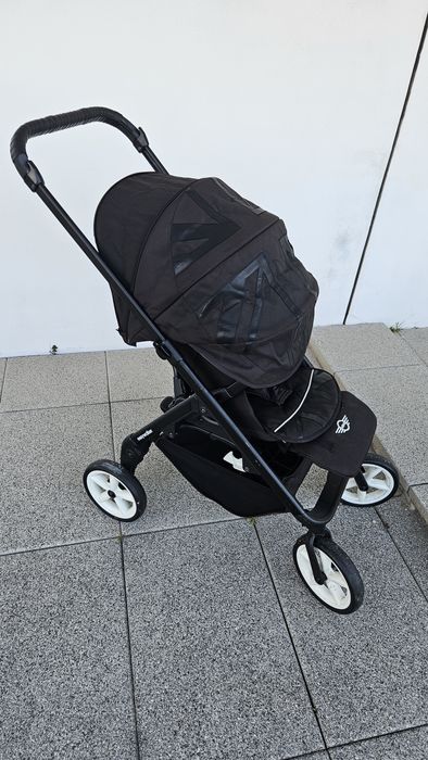 Carrinho Easywalker – Compacto e prático