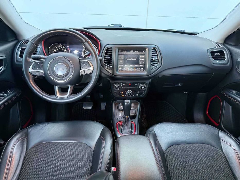 Jeep Compass Trailhawk      2019