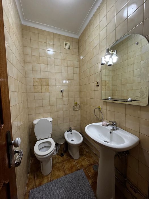 Quarto para Alugar / T3