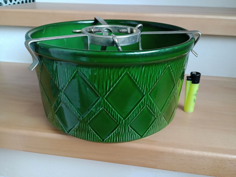 Ceramiczny stojak na choinkę