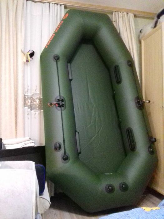 Продам  лодку ПВХ  Kolibri K-240