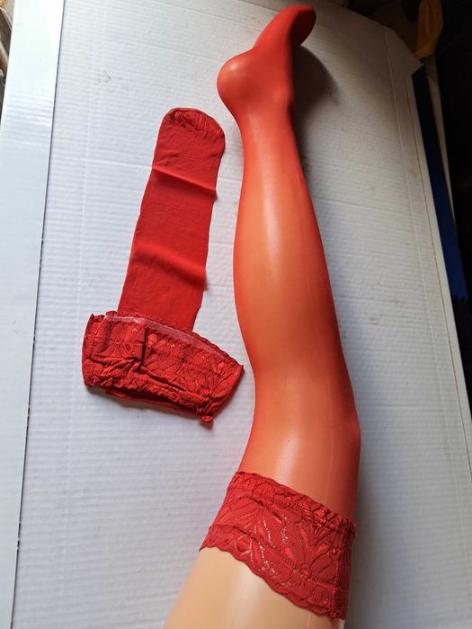 Pończochy samonośne