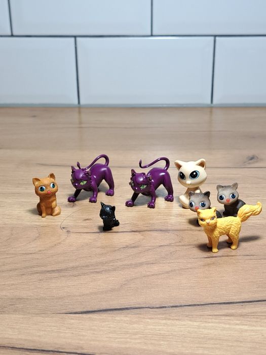 Figurki kotków vintage 57