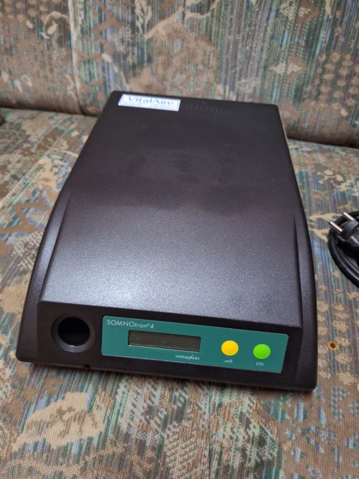 Aparat CPAP Weinmann SomnoTron 4 na bezdech + PODGRZEWACZ (Bogaty Zestaw)