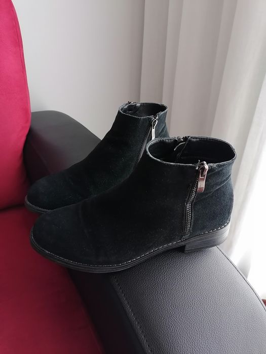 Botins Pretos Tam 37  Lindíssimos  ( Portes incluídos)