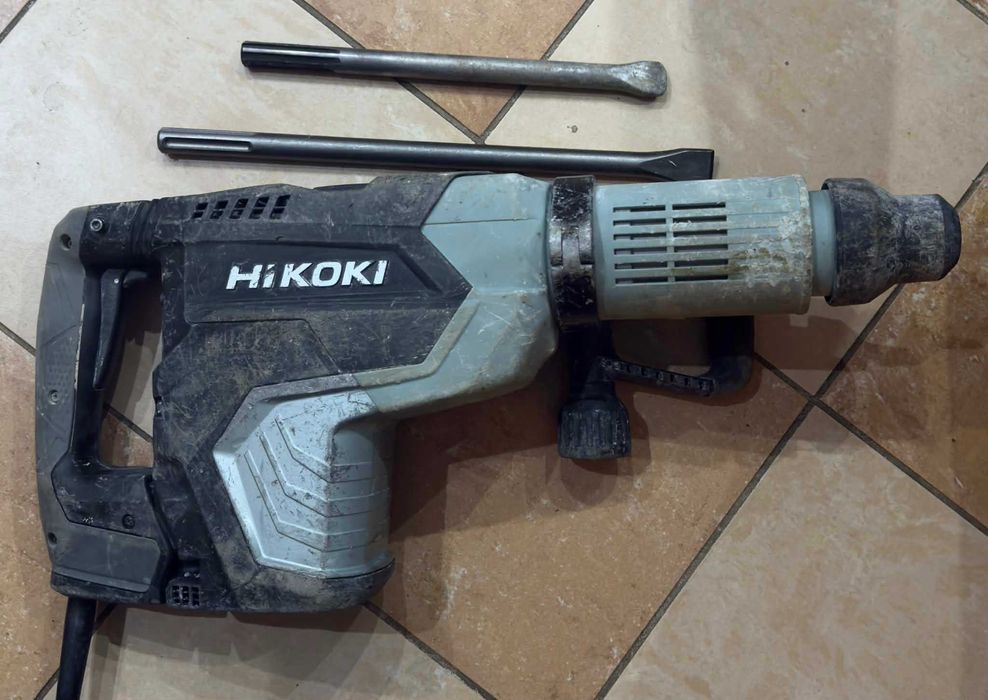 Młot wyburzeniowy Hikoki SDS-max 1500W 20J