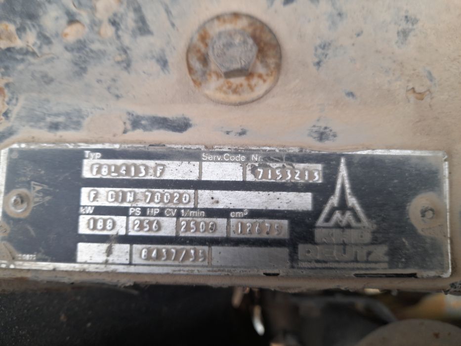 Magirus 6x4 basculante desaterro