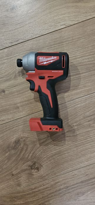 Zakrętarka Milwaukee m18 cblid