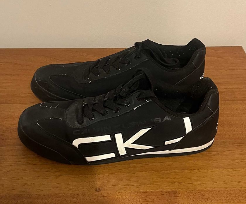 Buty Calvin Klein roz eur 40