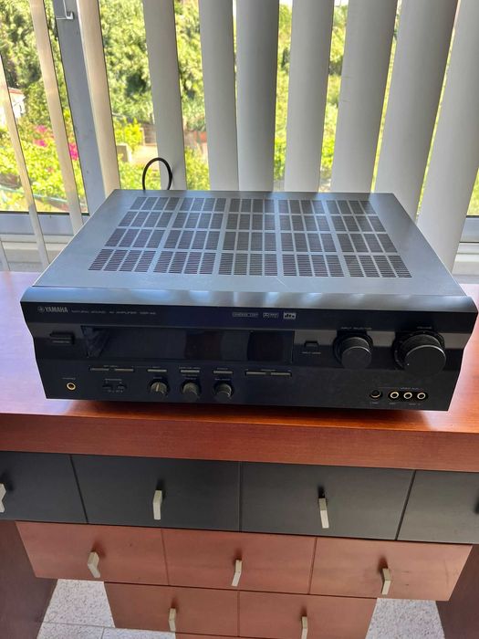 Amplificador Yamaha A5 multicanal 5.1