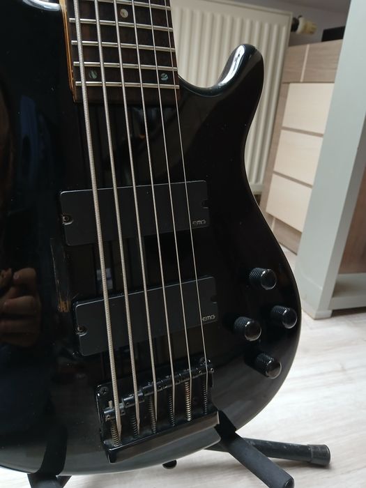 Dean Edge Q6 gitara basowa 6 strun