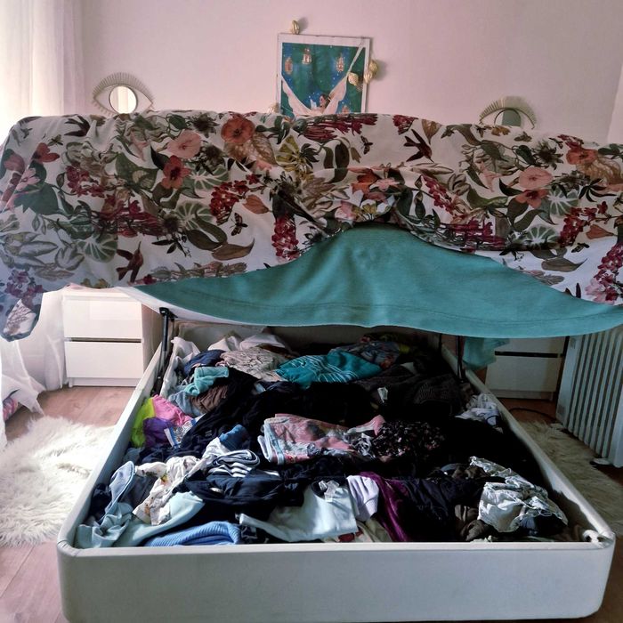 Vendo sommier com colchão ikea