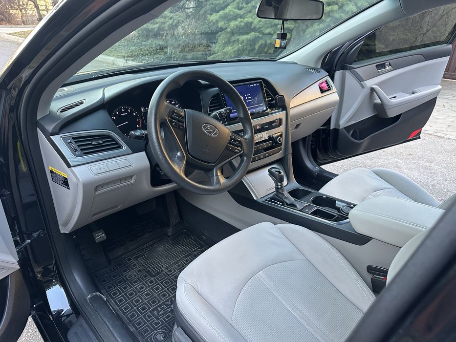 Продам Hyundai Sonata