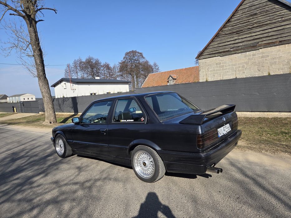 Bmw e30 coupe 2.0 R6 super stan