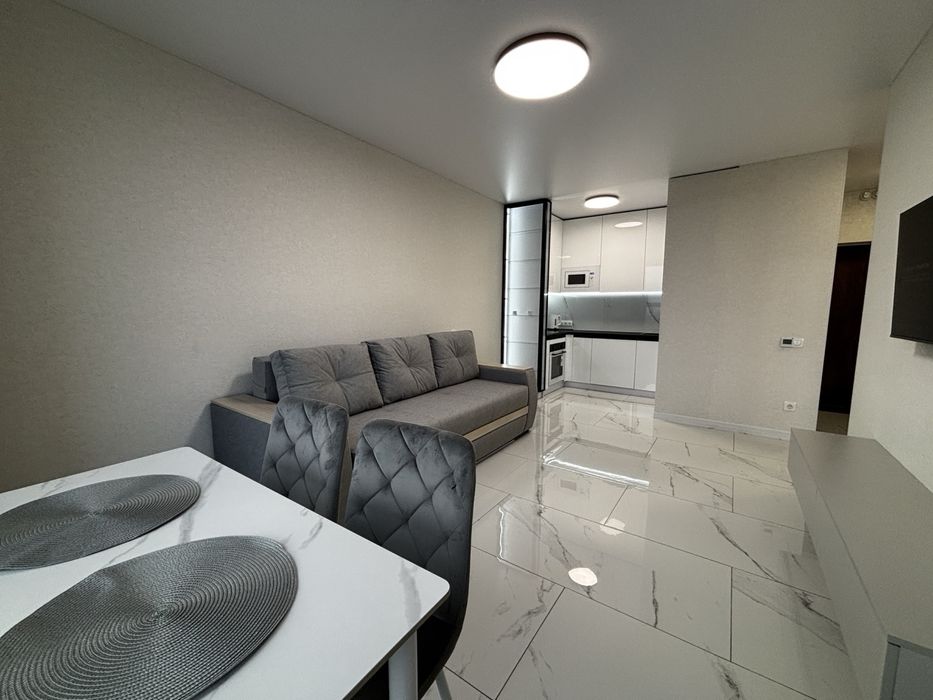 Укомплектована квартира з ремонтом в ЖК  А+ Я!