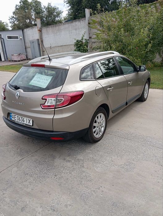 Renault Megane 2010 VIN VF1KZ1A0544323387 фото оголошення 2 з 8