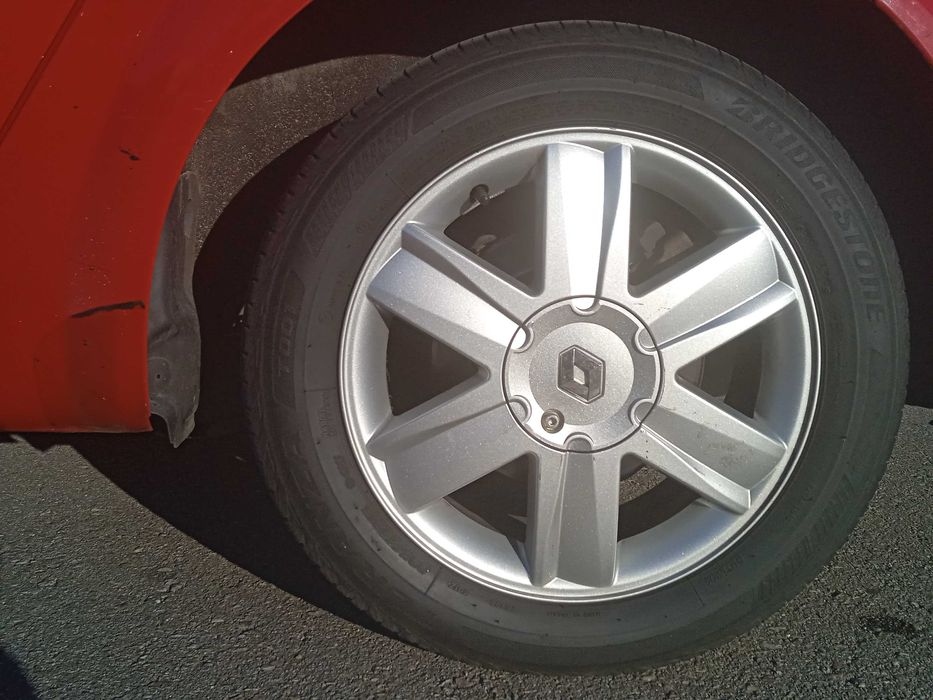 Рено Сценик 2.0.