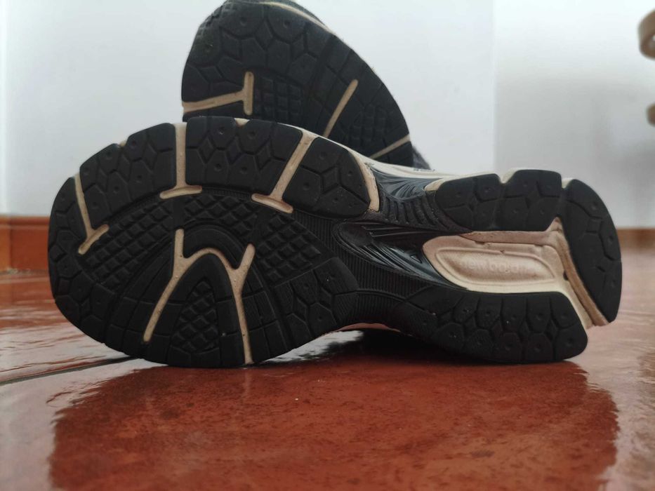 Sapatilhas pretas da New Balance