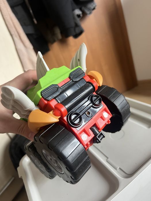 Interaktywny Monster Truck Rekin Teamsterz Robo Shark