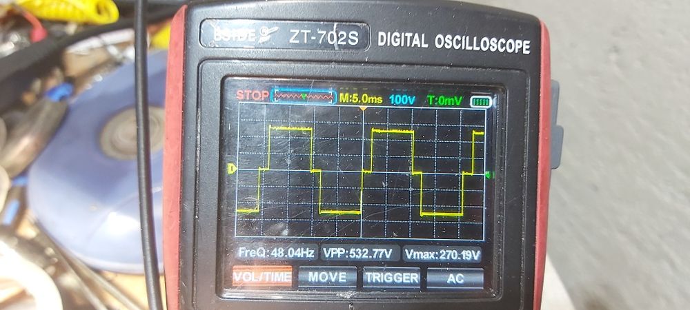 Інвертор UKC-SSK 12-220