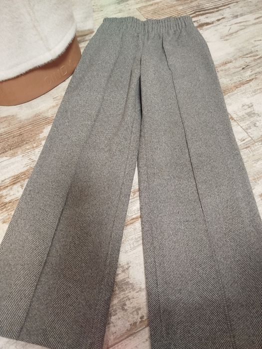 Стильний костюм: м'який джемпер ангора та брюки в ялинку, розмір  134