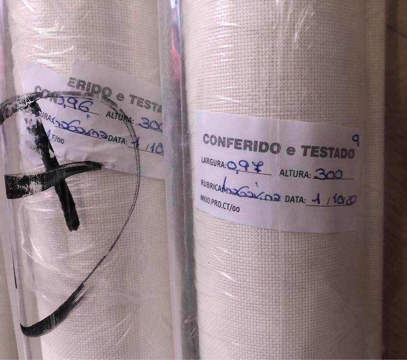 -70%  Estores japoneses / rolo blind 98cm larg. 3m alt. NOVO SELADO