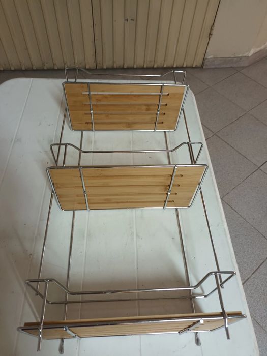 Prateleira de casa de banho ou cosinha,nova