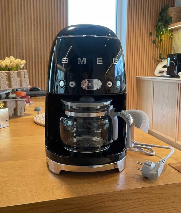 Ekspres przelewowy SMEG DCF02BLEU