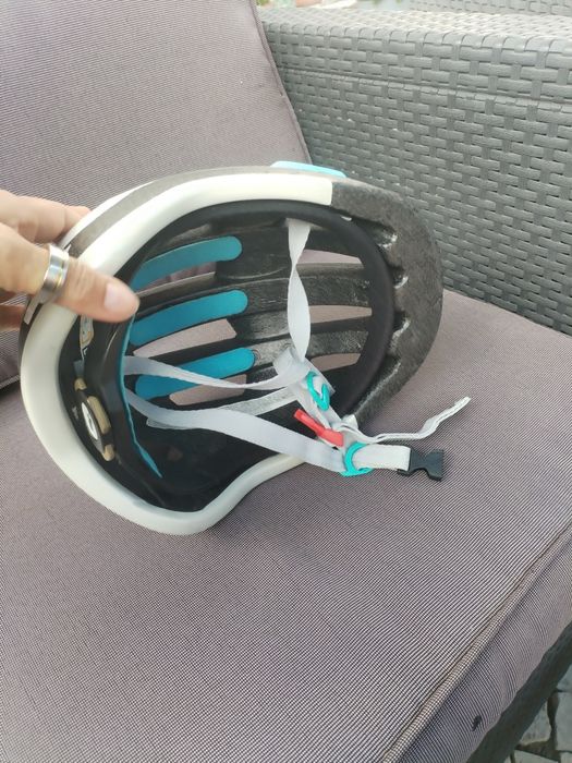 Capacete de Ciclismo / BTT B'TWIN (Decathlon) – Tam. 56-61cm
