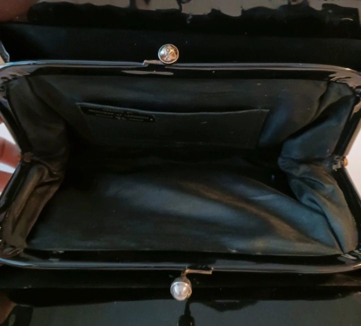 Torebka torba do ręki z eko skóra lakierowana