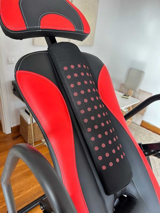 Pain relief inversion table Mesa de inversão para alívio da dor
