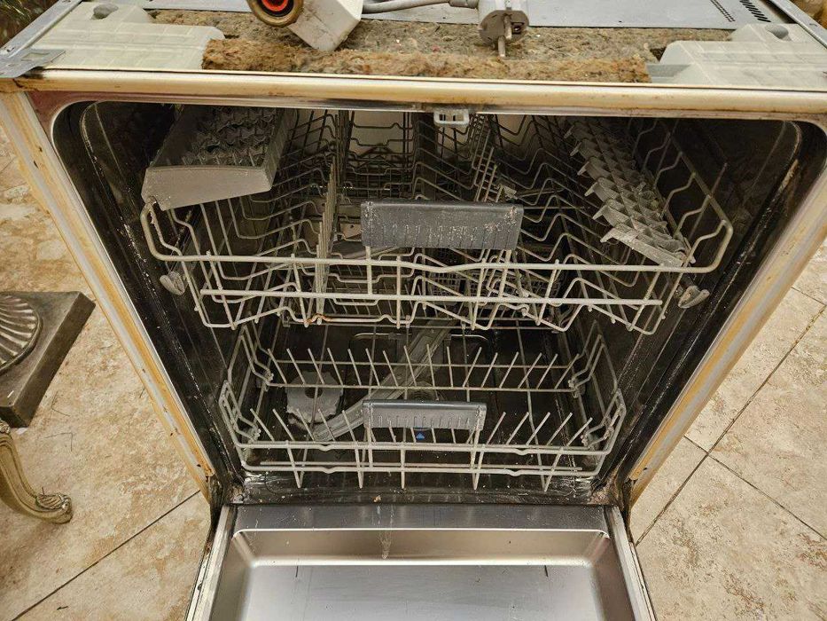 Вбудована посудомийна машина Kuppersbusch 60х60