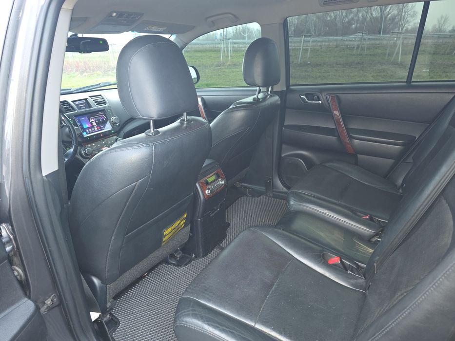 Тойота Хайлендер 2